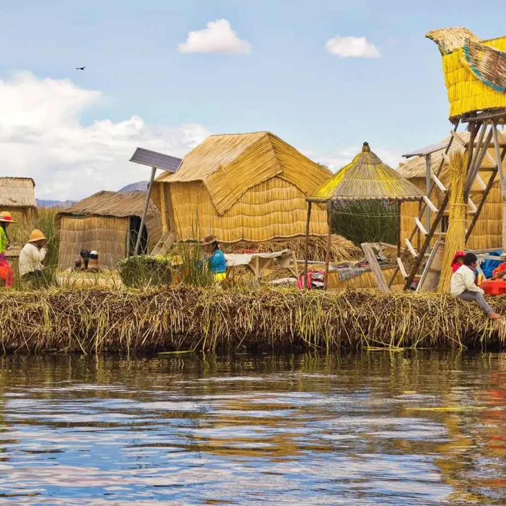 Explore Machu Picchu & Lake Titicaca Adventure 40's - 50's and 60's Singles Vacations for 10 days with Best Single Travel and discover unforgettable experiences - Photo 2