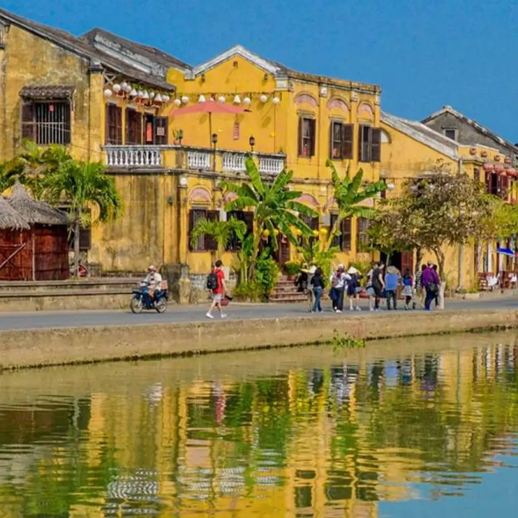 Explore Vietnam Luxury Tour- 10 Days for 10 days with Best Vietnam Tours and discover unforgettable experiences - Photo 2