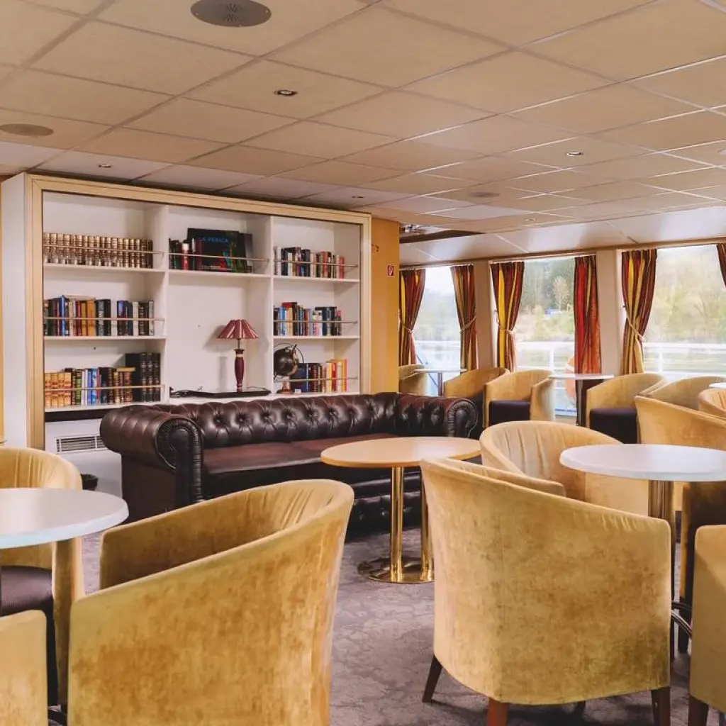 Explore Danube Serenade: Romantic Journey from Vienna to Turnu Magurele (Bucharest), MS Fidelio for 11 days with Crucemundo  and discover unforgettable experiences - Photo 2
