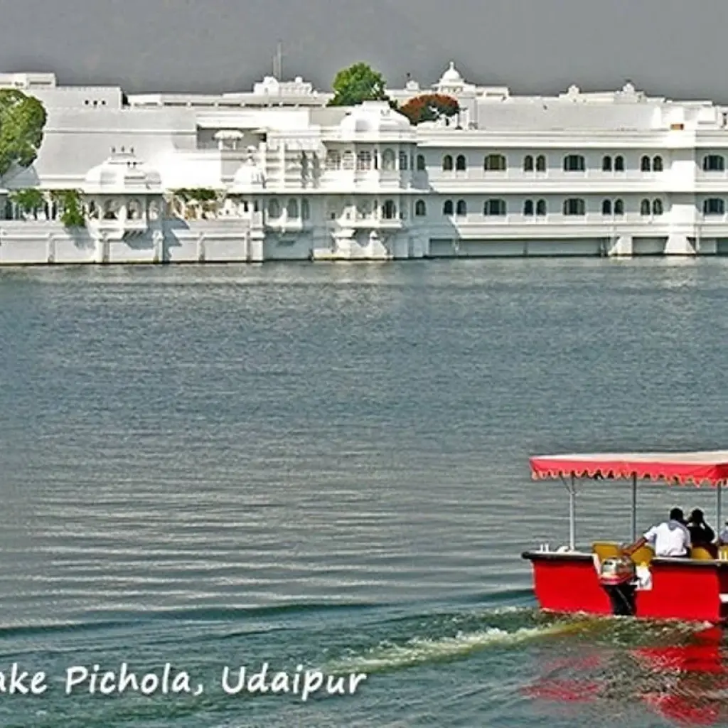 Explore Luxury Golden Triangle Tour with Jodhpur, Udaipur  & Mumbai for 11 days with GeTS Holidays and discover unforgettable experiences - Photo 2