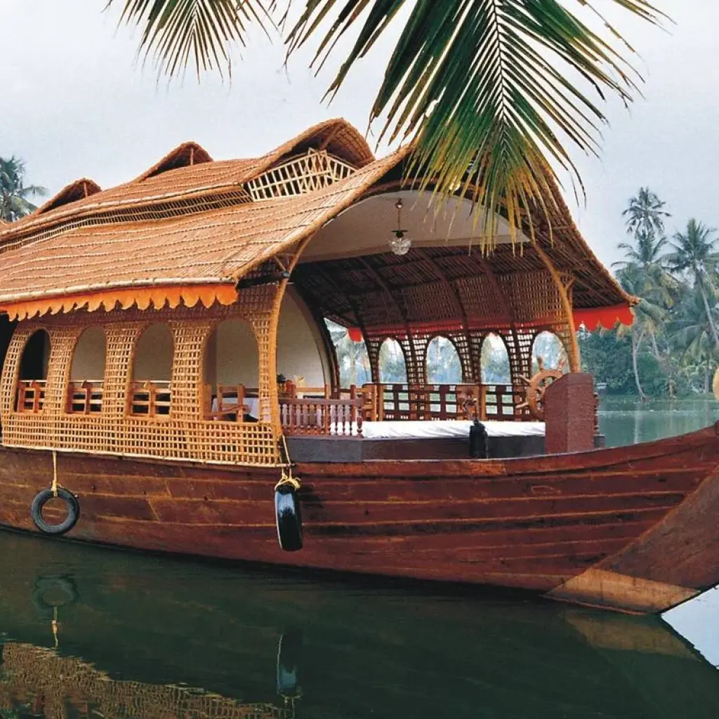 Explore Treasures of India (North and South) for 19 days with GeTS Holidays and discover unforgettable experiences - Photo 2