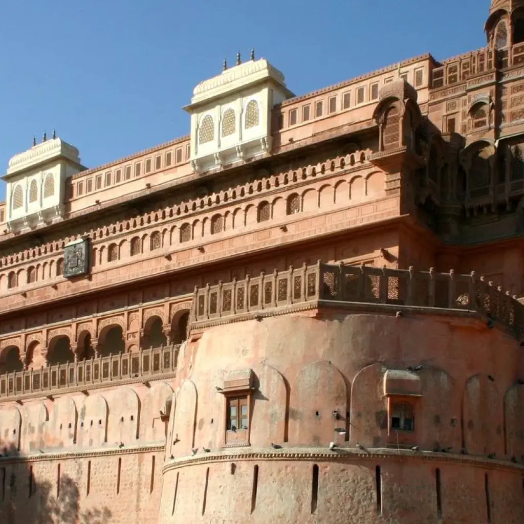 Explore Gems of Rajasthan for 14 days with GeTS Holidays and discover unforgettable experiences - Photo 2