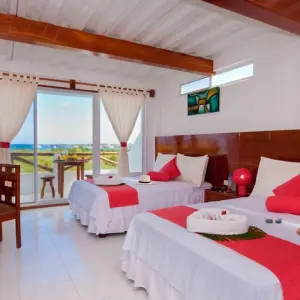 Explore Galapagos Multisport for 10 days with Adventure Journeys and discover unforgettable experiences - Photo 3