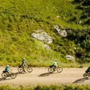 Explore Lake Dunstan and Otago Central Rail Trail for 5 days with Adventure South and discover unforgettable experiences - Photo 2