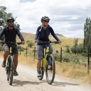 Explore Lake Dunstan and Otago Central Rail Trail for 5 days with Adventure South and discover unforgettable experiences - Photo 3