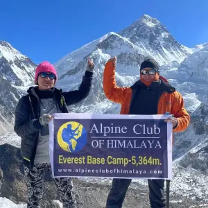 Explore Everest Base Camp, ChoLa Pass, and Gokyo Valley for 16 days with Alpine Club of Himalaya and discover unforgettable experiences - Photo 2
