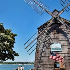 Explore Southampton, Sag Harbor and Outlet Shopping - 1 Day for 1 days with Amadeo and discover unforgettable experiences - Photo 5