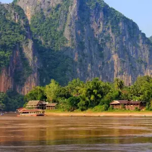 Explore LAOS HIGHLIGHT 12 DAYS 11 NIGHTS (LUANG PRABANG - VANG VIENG - VIENTIANE- PAKSE - 4000 ISLAND - UBON RATCHAHANI for 12 days with Asia Focus Travel and discover unforgettable experiences - Photo 8