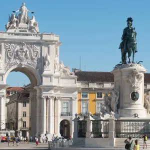 Explore Porto to Lisbon Premium self-guided bike tour for 8 days with Authentic Trails and discover unforgettable experiences - Photo 4