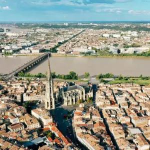 Explore Bonjour Bordeaux: Chateaux, Wineries & Charming Villages 2025 for 8 days with Avalon Waterways and discover unforgettable experiences - Photo 5