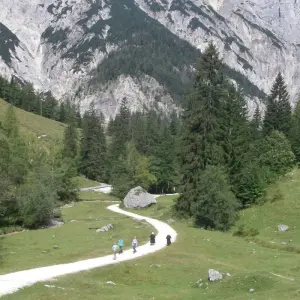 Explore Bavarian Salzburg Alpine Meadows Trail for 8 days with Bestseller Reisen GmbH and discover unforgettable experiences - Photo 6