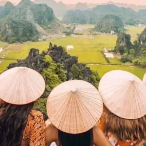 Explore North Vietnam at a Glance: Halong bay & Sapa 5 days for 5 days with BestPrice Travel and discover unforgettable experiences - Photo 3