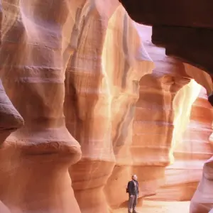 Explore Grand Canyon, Antelope Canyon, Horseshoe Bend and Lake Powell Small Groups Overnight Tour for 2 days with Bindlestiff Tours and discover unforgettable experiences - Photo 2
