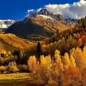 Explore USA – Colorado Highlights Aspen with Fall Foliage for 5 days with Bucket List Group Travel LLC and discover unforgettable experiences - Photo 6