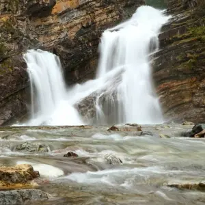 Explore 6-Day Rockies Tour: Banff, Yoho & Waterton National Parks Adventure for 6 days with Calgary Tours and discover unforgettable experiences - Photo 10