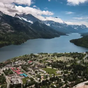 Explore 7-Day Alberta Rockies & Dinosaur Valley Adventure Tour for 7 days with Calgary Tours and discover unforgettable experiences - Photo 6