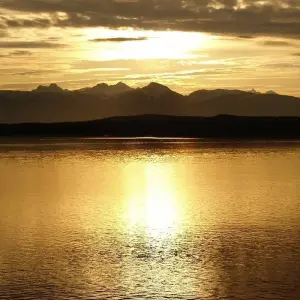 Explore Western Canada by Rail with Rocky Mountaineer & Alaska Cruise for 16 days with Cosmos and discover unforgettable experiences - Photo 4