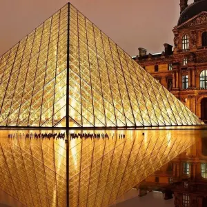 Explore Europe's Highlights with London for 15 days with Cosmos and discover unforgettable experiences - Photo 2