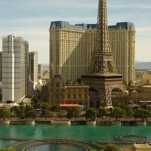 Explore Exploring America's National Parks for 15 days with Cosmos and discover unforgettable experiences - Photo 5