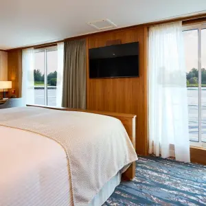 Explore Classic Danube, Vienna  - Vienna, MS Swiss Splendor 5* for 8 days with Crucemundo  and discover unforgettable experiences - Photo 2