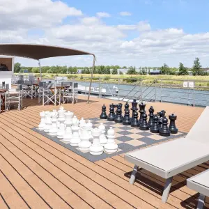 Explore Classic Danube, Vienna  - Vienna, MS Swiss Splendor 5* for 8 days with Crucemundo  and discover unforgettable experiences - Photo 3