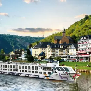 Explore Danube Serenade: Romantic Journey from Vienna to Turnu Magurele (Bucharest), MS Fidelio for 11 days with Crucemundo  and discover unforgettable experiences - Photo 10