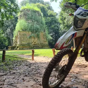 Explore Exhilarating Phnom Penh Offroad Motorcycle Tour to Kratie & Kampong Thom - 4 Days for 4 days with DNQ Travel and discover unforgettable experiences - Photo 2