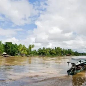 Explore 3-Day Upstream Mekong River Cruise Tours from Phnom Penh to Siem Reap by Mekong Dawn for 3 days with DNQ Travel and discover unforgettable experiences - Photo 10