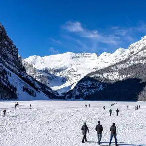 Explore Rockies Winter Premium Tour (Small Group) for 5 days with Discover Canada Tours and discover unforgettable experiences - Photo 3