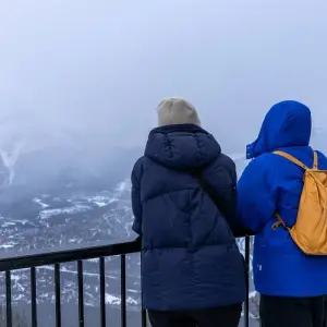 Explore Rockies Winter Premium Tour (Small Group) for 5 days with Discover Canada Tours and discover unforgettable experiences - Photo 6