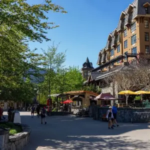 Explore Rockies Western Canada Iconic Sites: 8-Day Tour for 8 days with Discover Canada Tours and discover unforgettable experiences - Photo 10