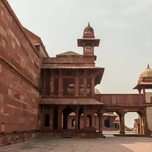 Explore Golden Triangle Tour with Ayodhya and Varanasi for 9 days with Divyan Holidays and discover unforgettable experiences - Photo 6