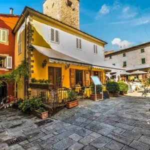 Explore Mamma Mia! Best of Italy for 10 days with Eskapas and discover unforgettable experiences - Photo 2