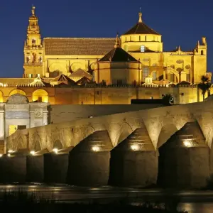 Explore Spain in Style (Small Group) for 9 days with Eskapas and discover unforgettable experiences - Photo 5