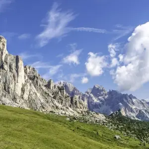 Explore 4 Days Dolomites Tour - from Milan for 4 days with Europeando Europa and discover unforgettable experiences - Photo 4
