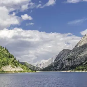 Explore 7 Days Northern Lakes and Dolomites Tour - from Milan for 7 days with Europeando Europa and discover unforgettable experiences - Photo 8