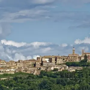 Explore Tuscany Private Experience: Food and wine among villages and art for 5 days with Europeando Europa and discover unforgettable experiences - Photo 5