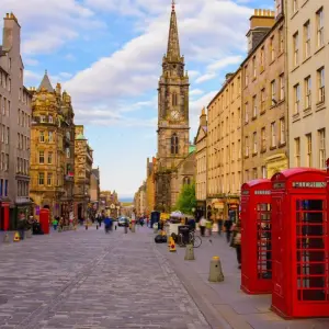 Explore Great British and Irish Route from North to South, Ending in Dublin for 13 days with Europamundo and discover unforgettable experiences - Photo 3