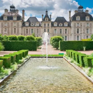Explore Cycling the Chateaux of the Loire - Upgraded for 8 days with Exodus Adventure Travels and discover unforgettable experiences - Photo 8