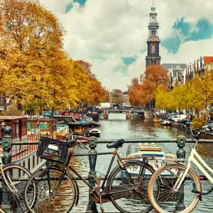Explore European Vistas for 8 days with Expat Explore Travel and discover unforgettable experiences - Photo 4