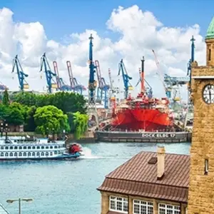 Explore Northern Explorer for 18 days with Expat Explore Travel and discover unforgettable experiences - Photo 6