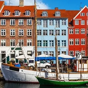 Explore Northern Explorer for 18 days with Expat Explore Travel and discover unforgettable experiences - Photo 10
