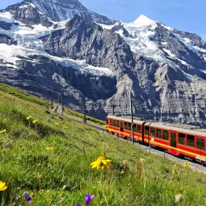 Explore Europe Jewel for 14 days with Expat Explore Travel and discover unforgettable experiences - Photo 9