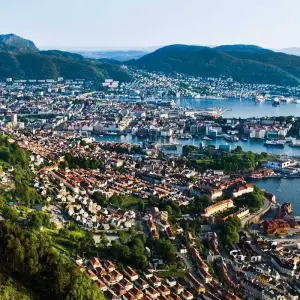 Explore North of Europe for 18 days with Europamundo and discover unforgettable experiences - Photo 2
