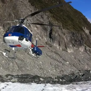 Explore Wild West from Queenstown - Top rated by National Geographic for 6 days with Flying Kiwi and discover unforgettable experiences - Photo 2
