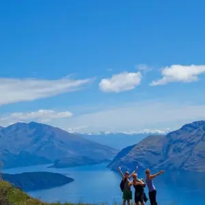 Explore Grand Traverse from Auckland - Top rated by National Geographic for 16 days with Flying Kiwi and discover unforgettable experiences - Photo 4