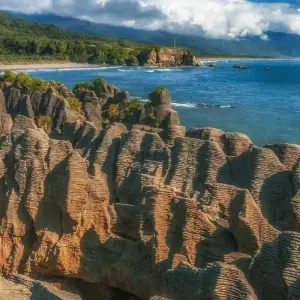 Explore Wild West from Queenstown - Top rated by National Geographic for 6 days with Flying Kiwi and discover unforgettable experiences - Photo 3