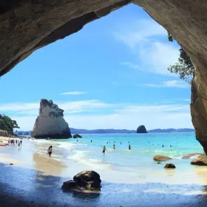 Explore Northern Light from Auckland - Top rated by National Geographic for 7 days with Flying Kiwi and discover unforgettable experiences - Photo 5