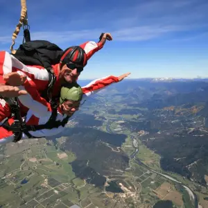 Explore Summer Blast from Christchurch - Top rated by National Geographic for 13 days with Flying Kiwi and discover unforgettable experiences - Photo 8
