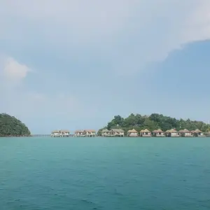 Explore Cambodia: Ancient Ruins & Boat Rides for 10 days with G Adventures and discover unforgettable experiences - Photo 3